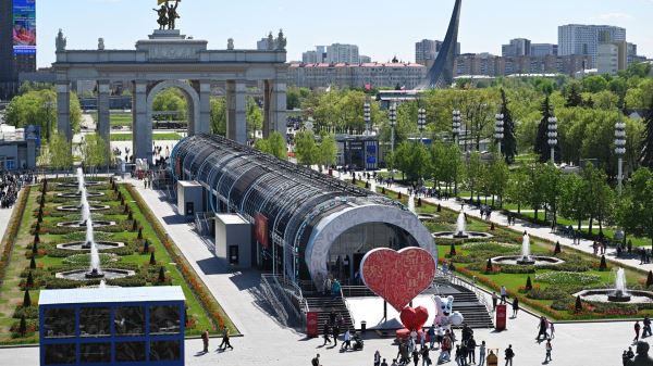 Государственный исторический музей привез на Сахалин уникальные артефакты1